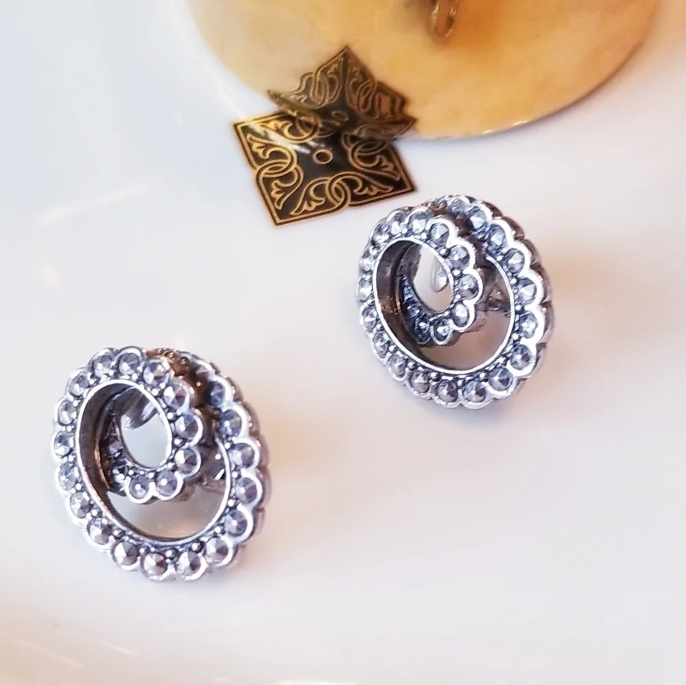 Vintage Signed Avon Sterling Swirl Marcassite Silver Earrings